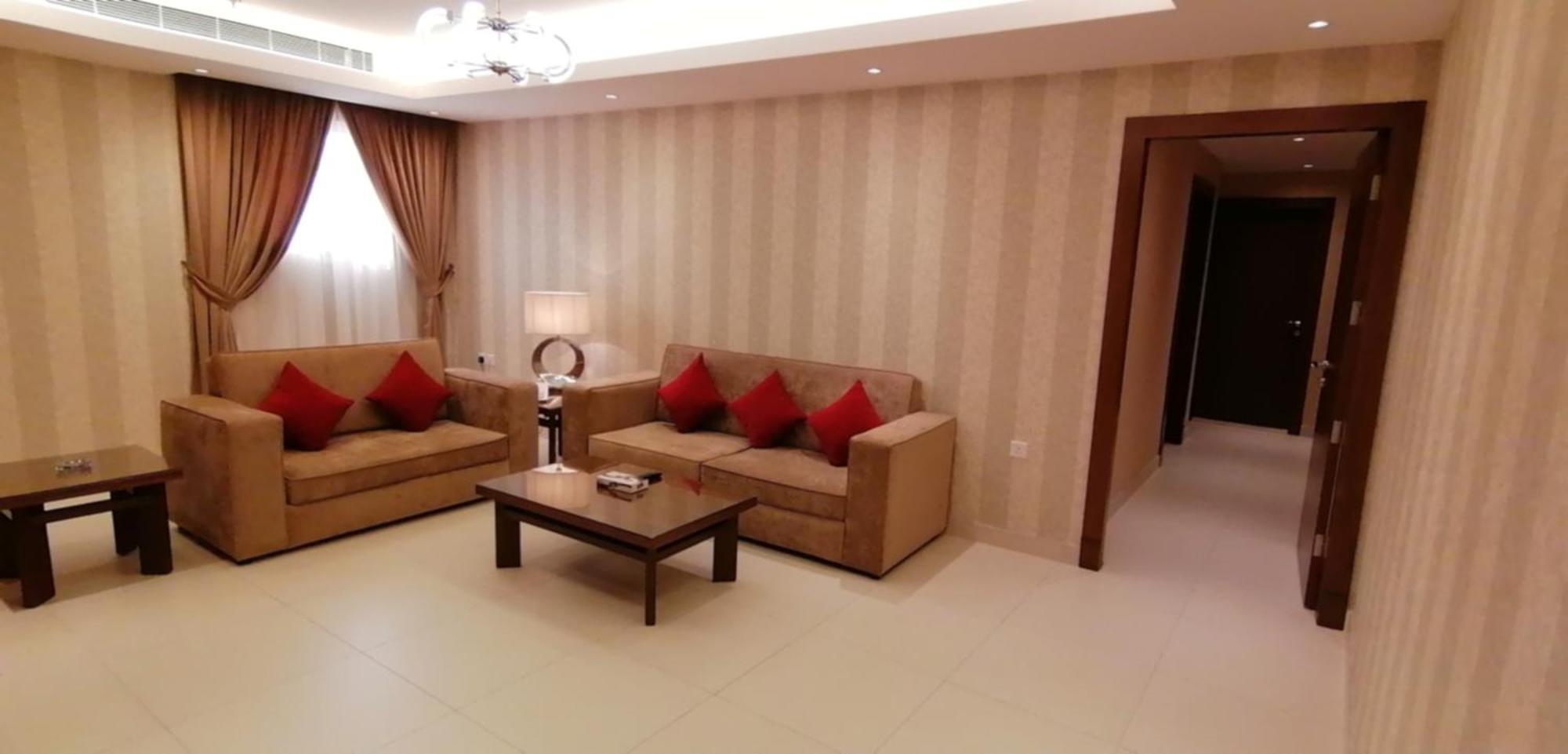 ריאד Manazel Al Diafah Serviced Apartments Olaya מראה חיצוני תמונה